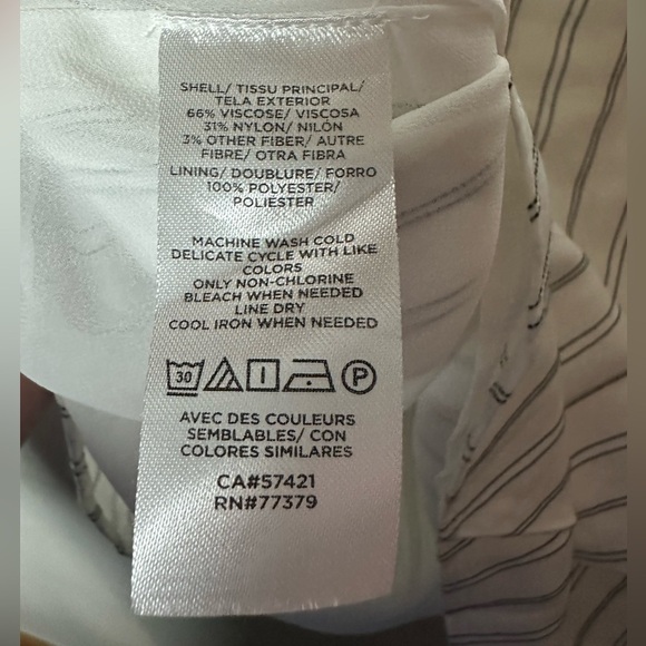 Ann Taylor Petite Women’s Striped Peasant Blouse White Black Long Sleeve XSP - Picture 5 of 5